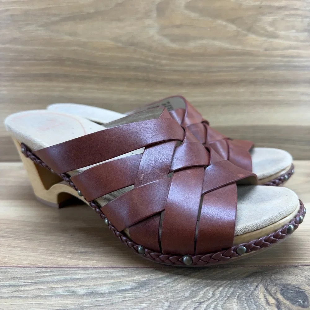 Dansko Tory Sandals Womens 8 EU 38 Brown Leather Weave Woven Studded Braide Heel